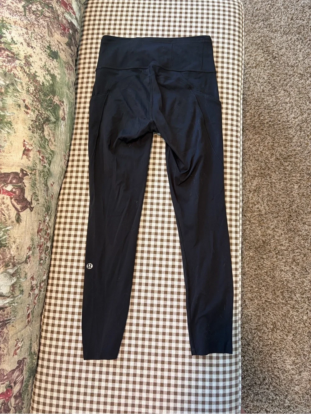 Lululemon cropped black leggings
